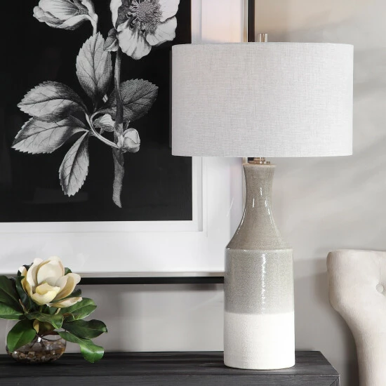 New 👏 Uttermost Savin Ceramic Table Lamp 🌟 - Image 6